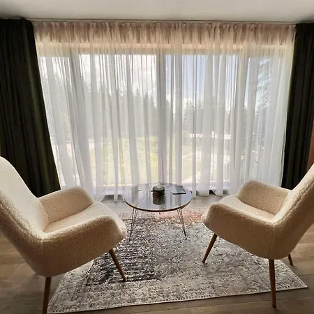 Boutique Murgavets Apartment